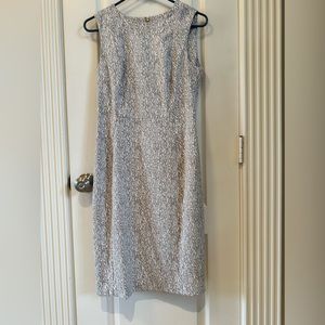 Calvin Klein Sz 6 Tan and White Patterned Sheath Dress